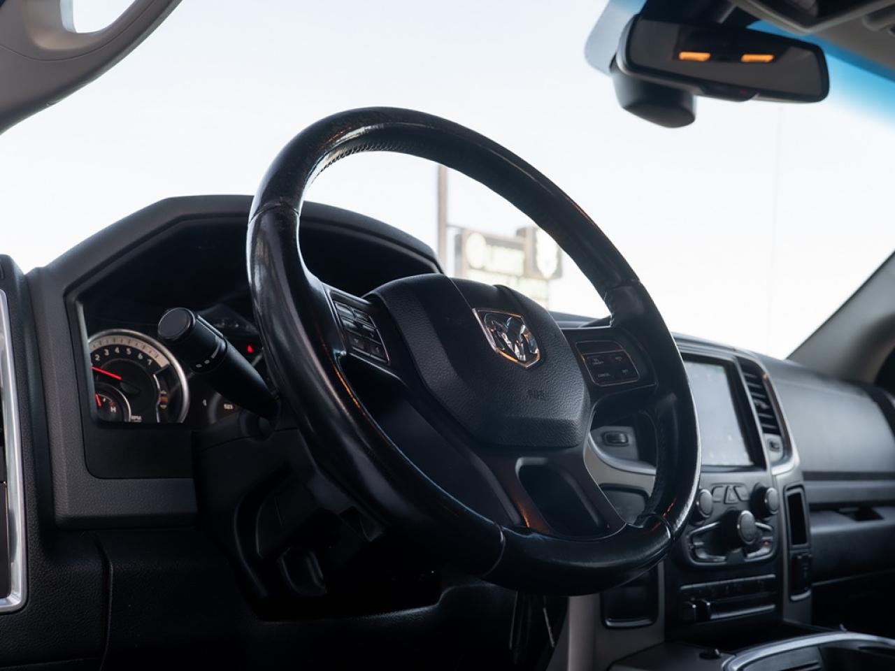 2018 RAM 2500 Outdoorsman 4x4 Crew Cab 6'4" Box Photo35