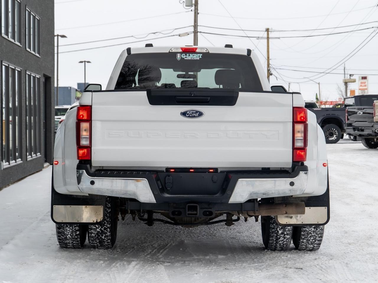 2020 Ford SUPER DUTY F-350 DRW XLT 4WD Crew Cab 8' Box Dually Photo28