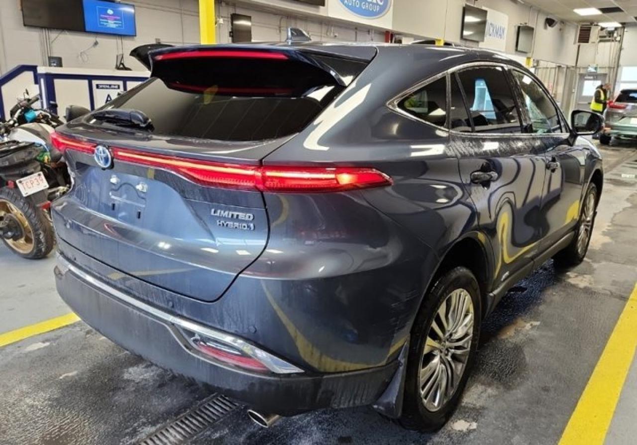 2021 Toyota Venza Limited AWD | Hybrid | Leather | Sunroof | Nav | 360 Camera | Radar Cruise | Cooled Seats & More ! Photo