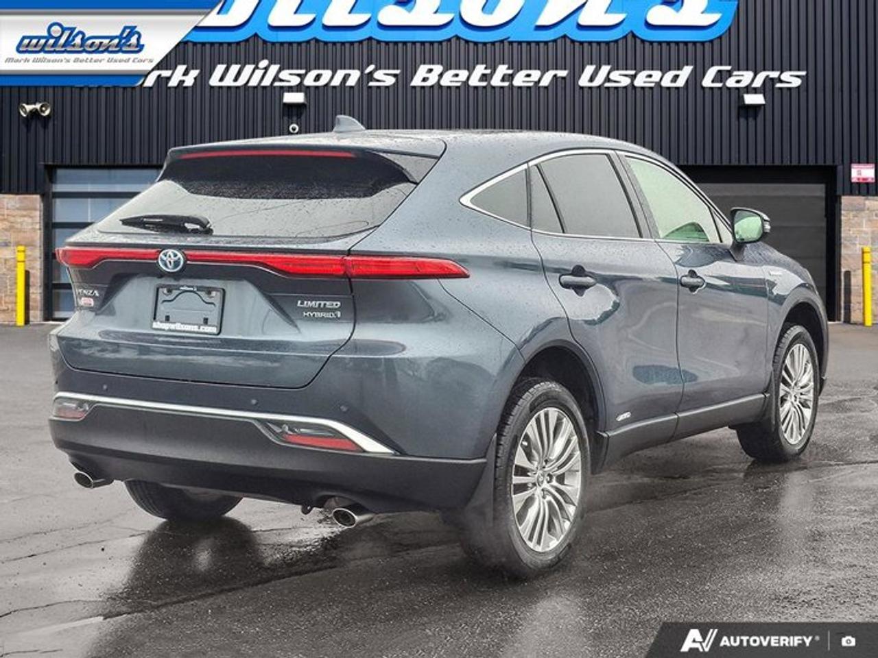 2021 Toyota Venza Limited AWD | Hybrid | Leather | Sunroof | Nav | 360 Camera | Radar Cruise | Cooled Seats & More ! Photo4