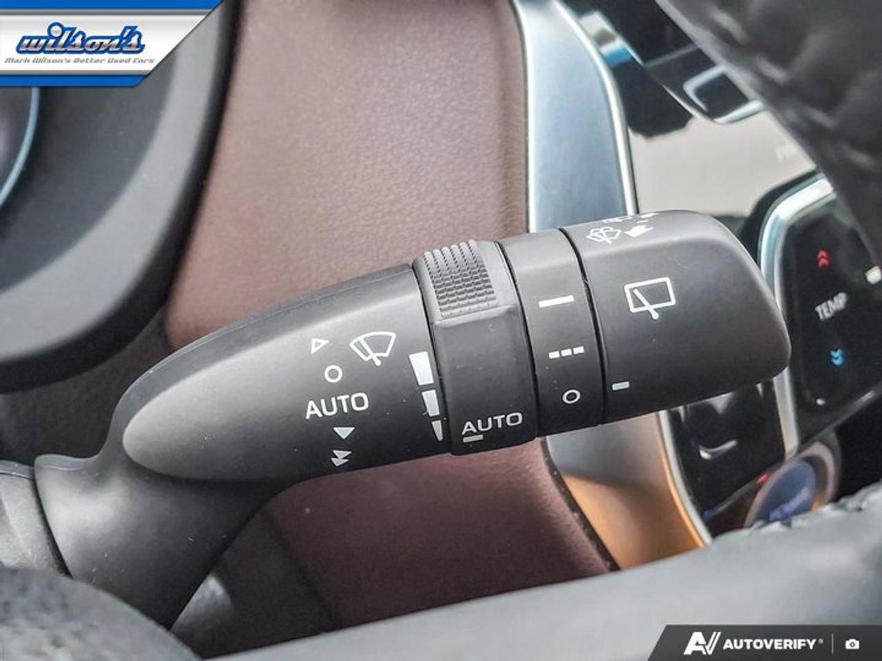 2021 Toyota Venza Limited AWD | Hybrid | Leather | Sunroof | Nav | 360 Camera | Radar Cruise | Cooled Seats & More ! Photo