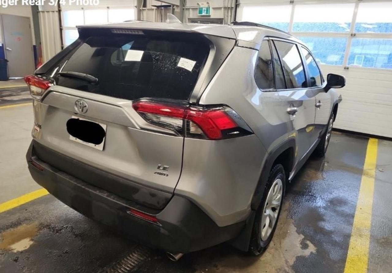 2021 Toyota RAV4 LE AWD | Radar Cruise | Heated Seats | CarPlay + Android | Rear Camera | and More ! Photo