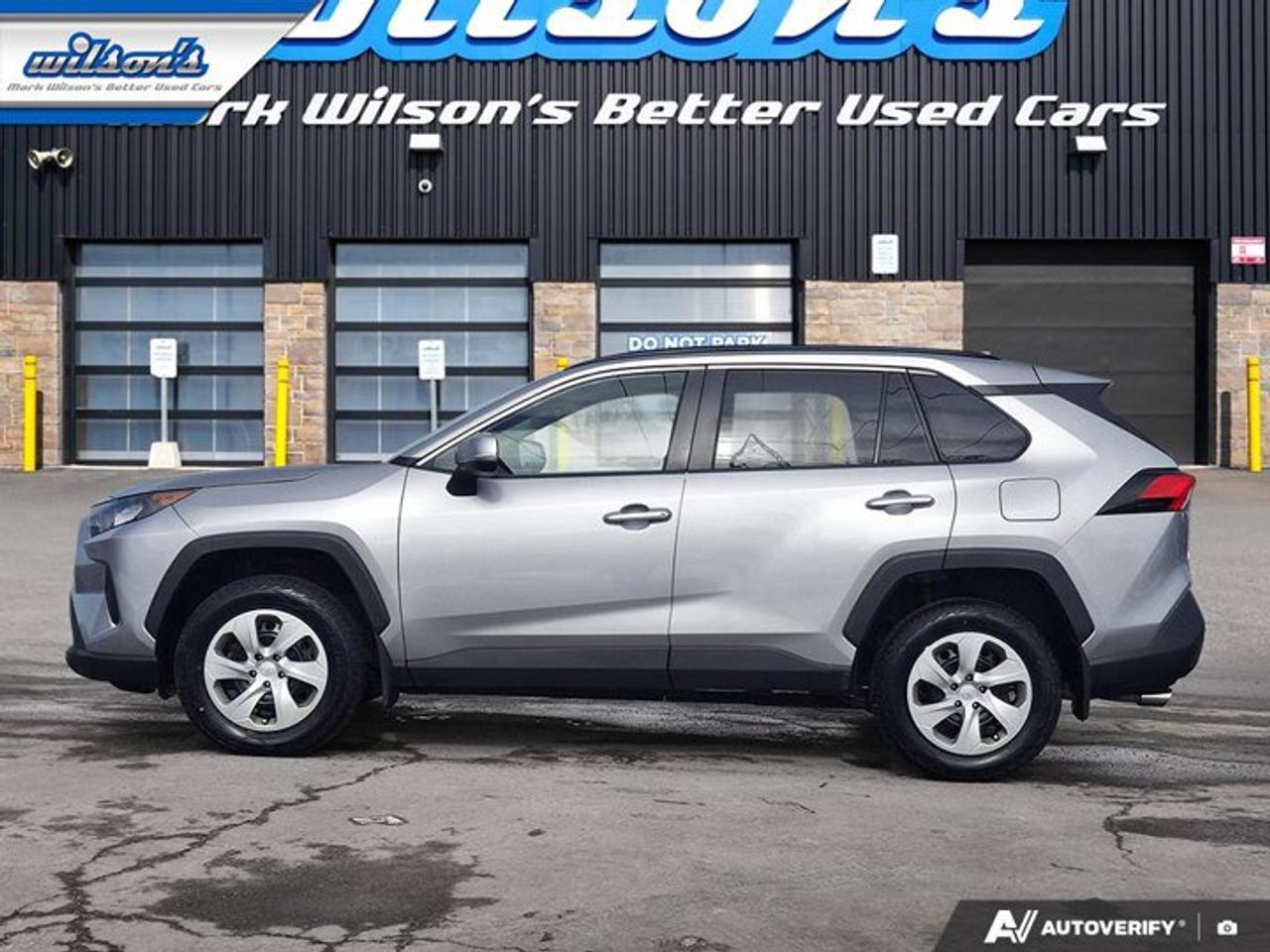 2021 Toyota RAV4 LE AWD | Radar Cruise | Heated Seats | CarPlay + Android | Rear Camera | and More ! Photo