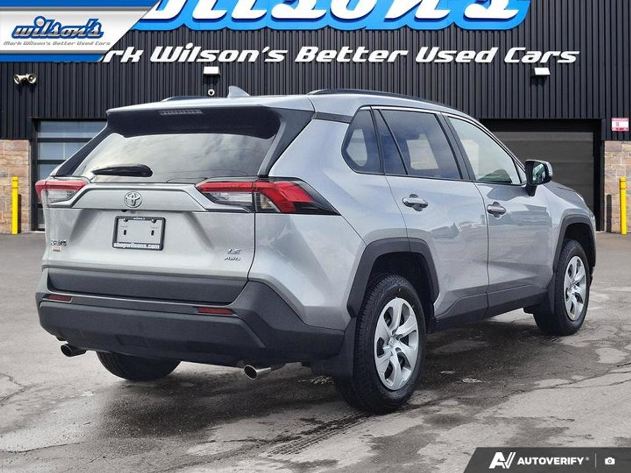 2021 Toyota RAV4 LE AWD | Radar Cruise | Heated Seats | CarPlay + Android | Rear Camera | and More ! Photo4