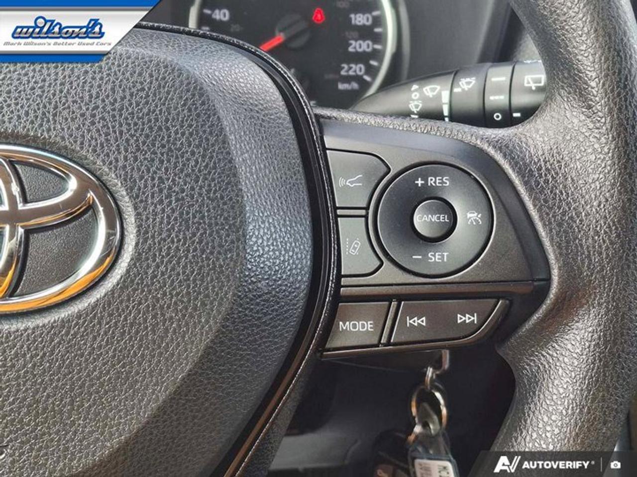 2021 Toyota RAV4 LE AWD | Radar Cruise | Heated Seats | CarPlay + Android | Rear Camera | and More ! Photo