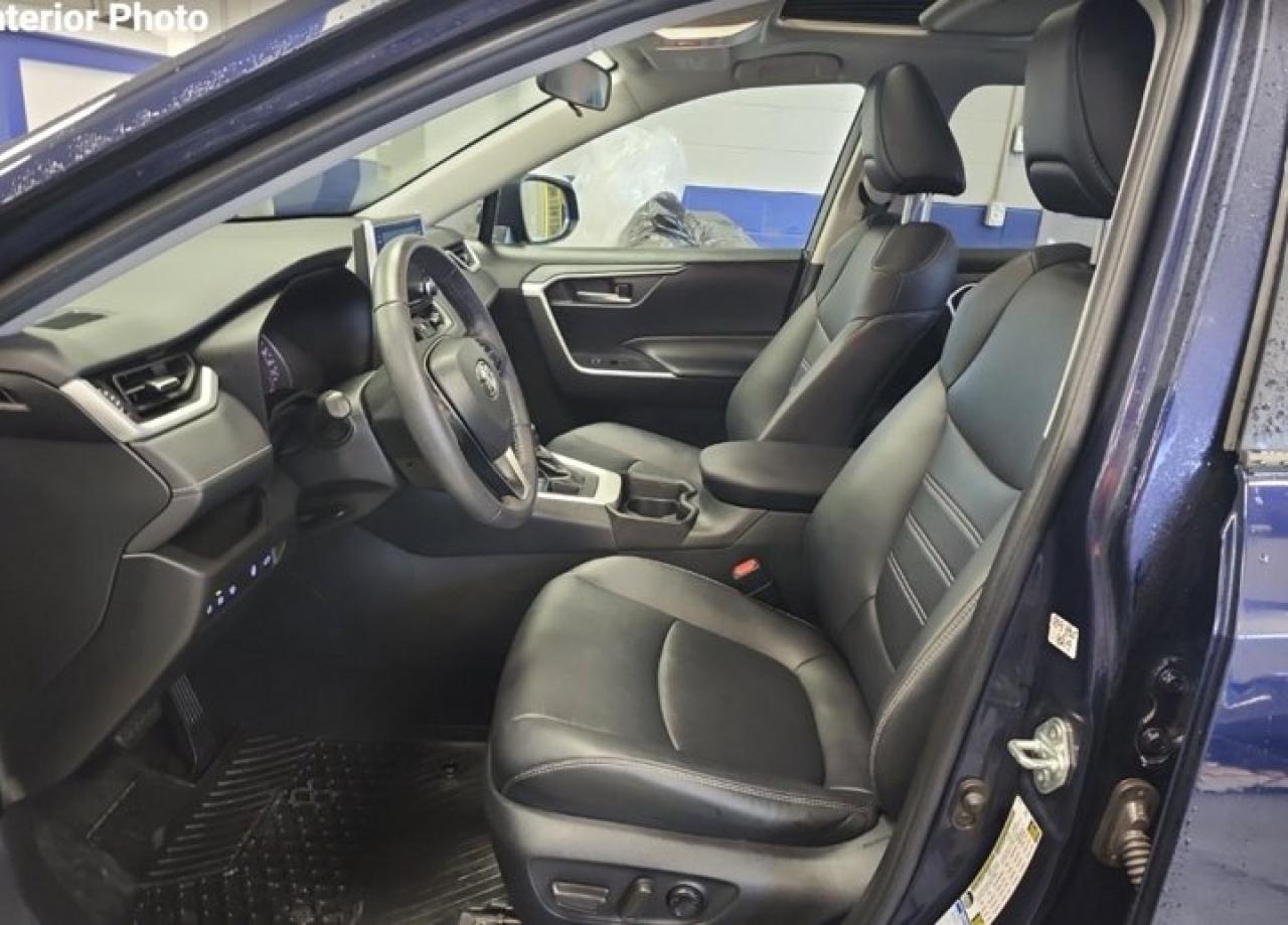 2021 Toyota RAV4 XLE Premium AWD | Leather | Sunroof | Radar Cruise | Heated Wheel + Seats | Power Seat | and More ! Photo