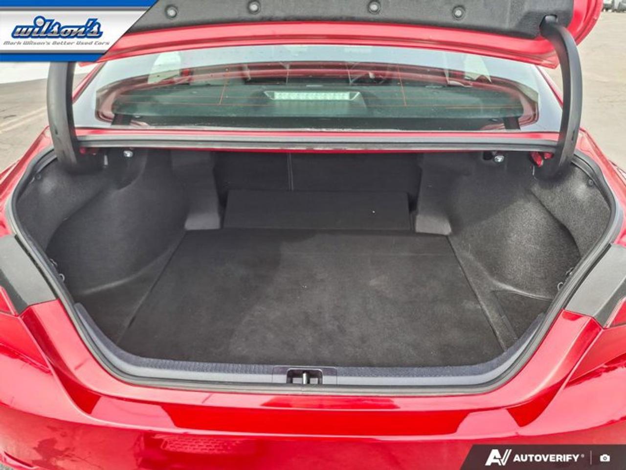 2023 Toyota Camry Hybrid SE | Sunroof | Heated Wheel + Seats | CarPlay + Android | Rear Camera | Power Seat & More ! Photo