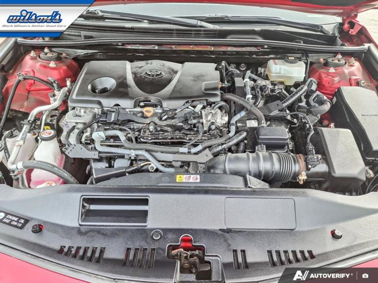 2023 Toyota Camry Hybrid SE | Sunroof | Heated Wheel + Seats | CarPlay + Android | Rear Camera | Power Seat & More ! Photo