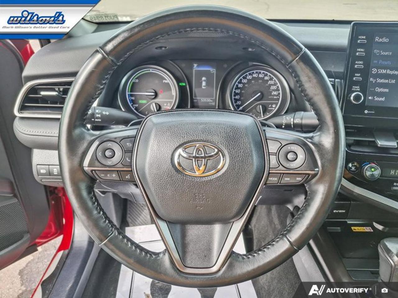 2023 Toyota Camry Hybrid SE | Sunroof | Heated Wheel + Seats | CarPlay + Android | Rear Camera | Power Seat & More ! Photo