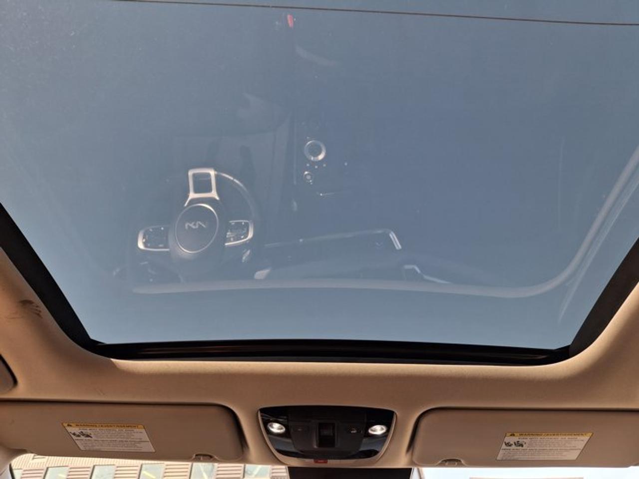 2023 Kia Sportage Hybrid SX AWD | Leather | Sunroof | Nav | Smart Cruise | 360 Camera | Cooled + Heated Seats | and More ! Photo