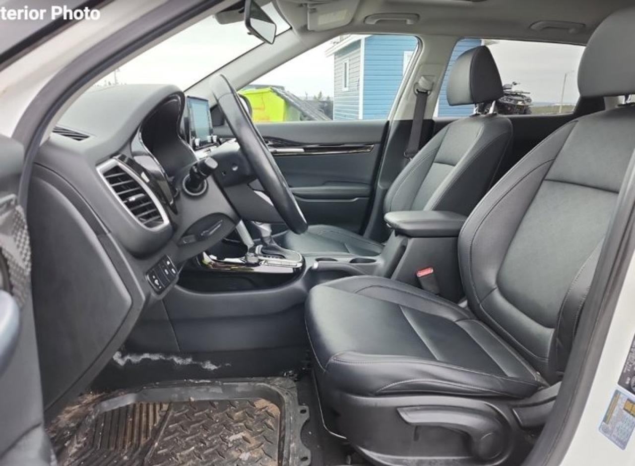 2023 Kia Seltos EX AWD | Leather | Sunroof | Heated Wheel + Seats | CarPlay + Android | Rear Camera | and More ! Photo
