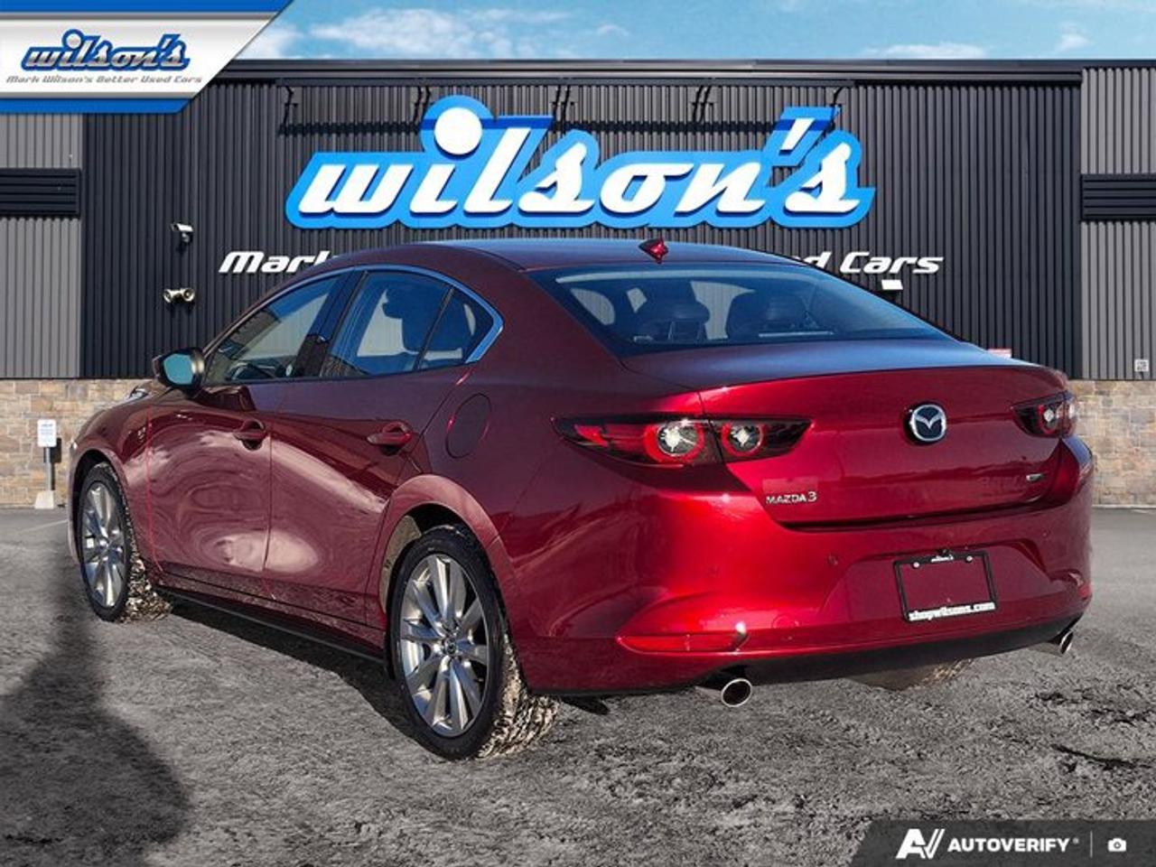 2025 Mazda MAZDA3 GT Sedan Leather | Sunroof | Heated Seats + Steering | Wireless CarPlay | and More ! Photo2