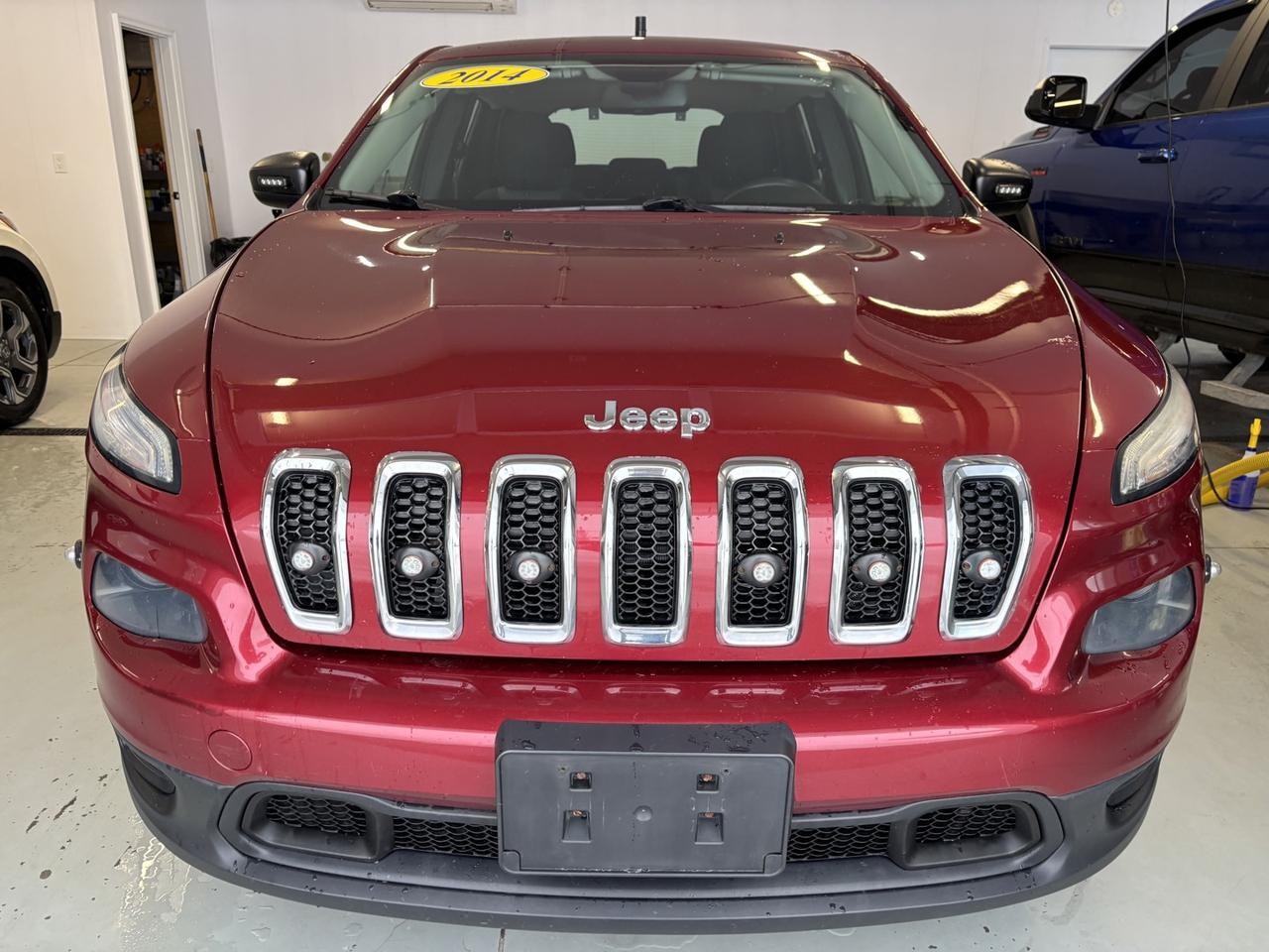 2014 Jeep Cherokee SPORT 4WD Photo