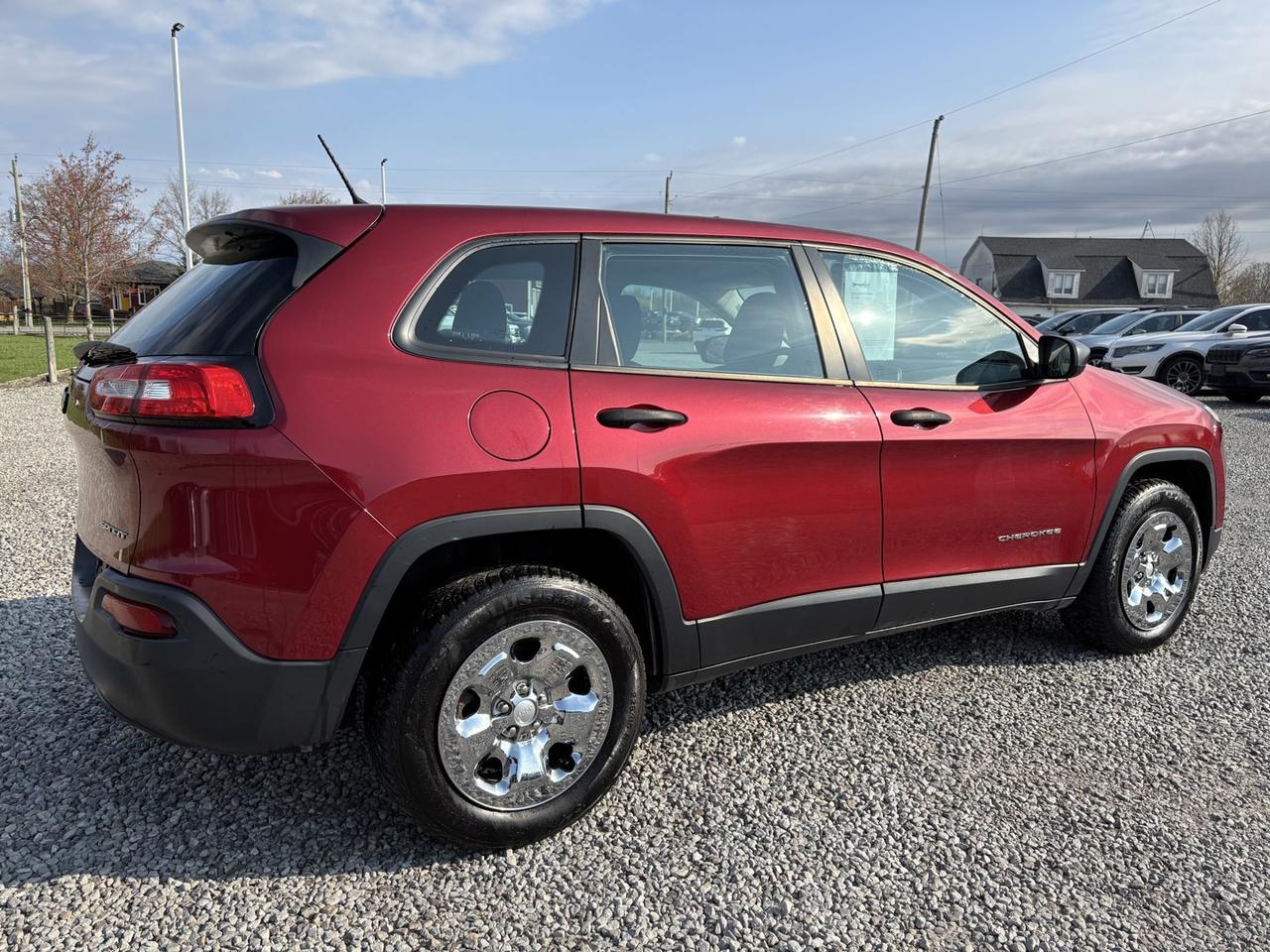 2014 Jeep Cherokee SPORT 4WD Photo