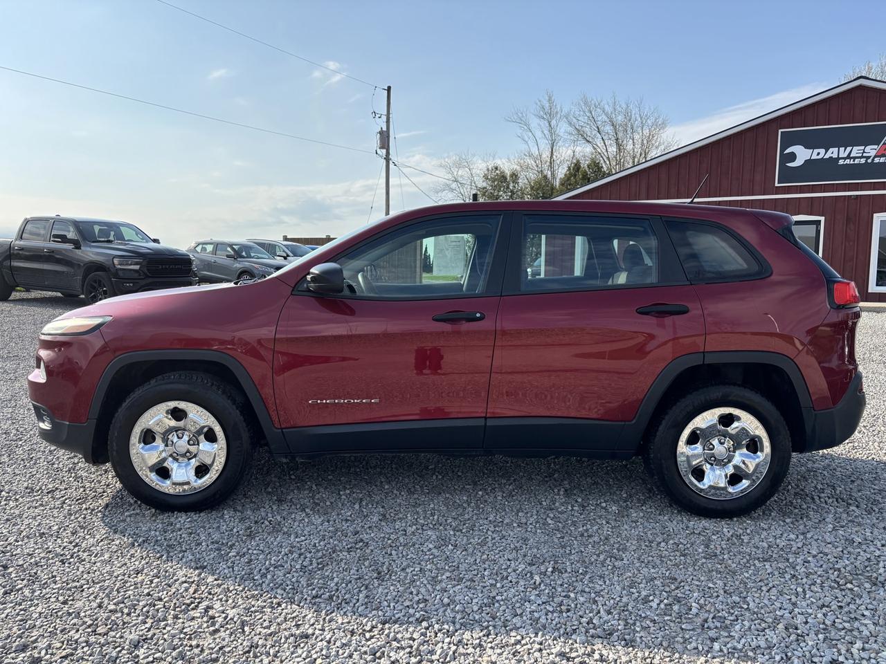 2014 Jeep Cherokee SPORT 4WD Photo
