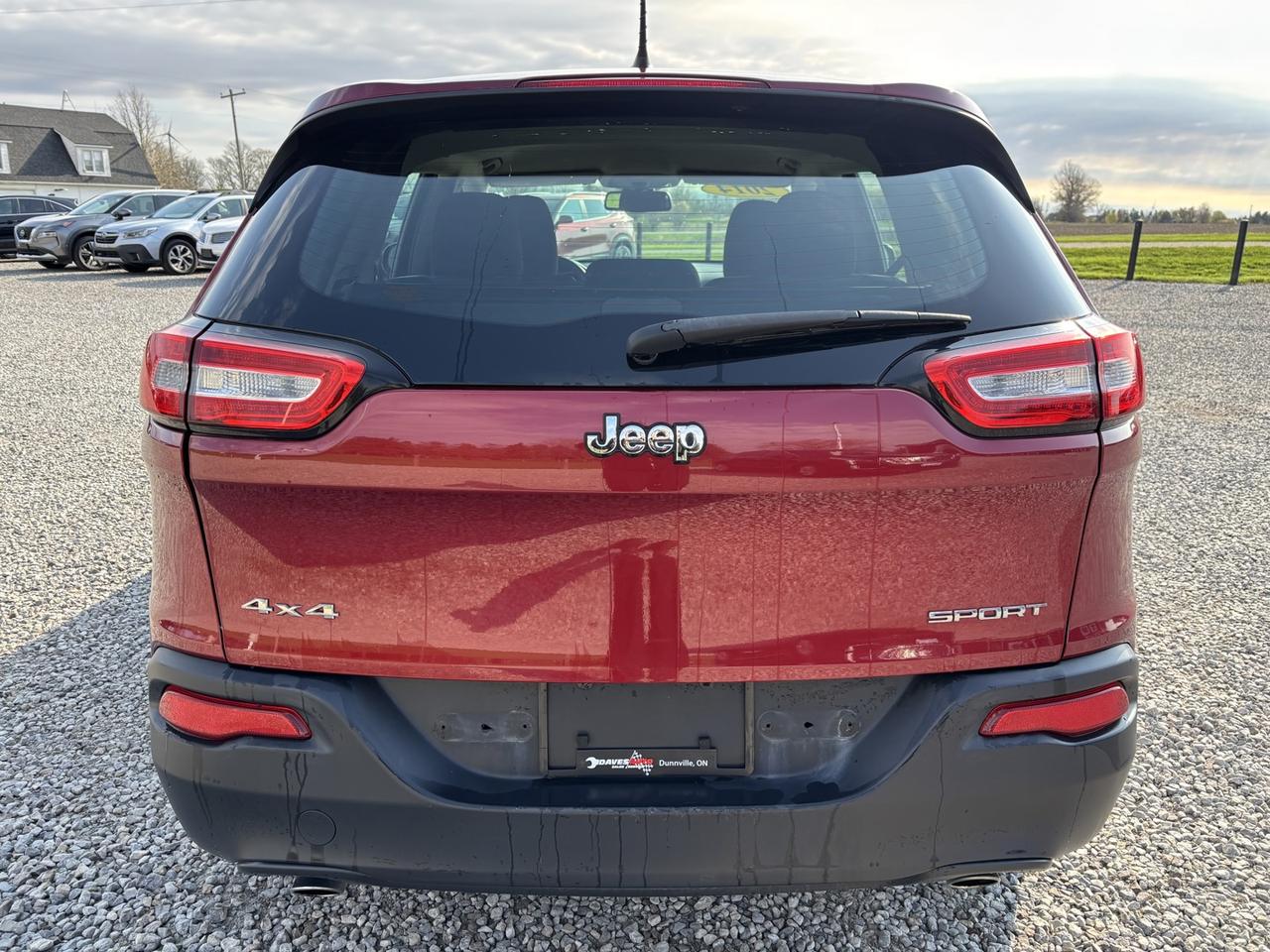 2014 Jeep Cherokee SPORT 4WD Photo