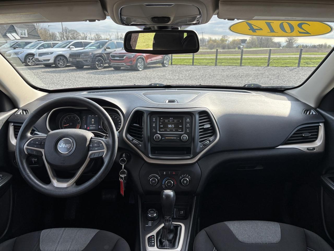 2014 Jeep Cherokee SPORT 4WD Photo