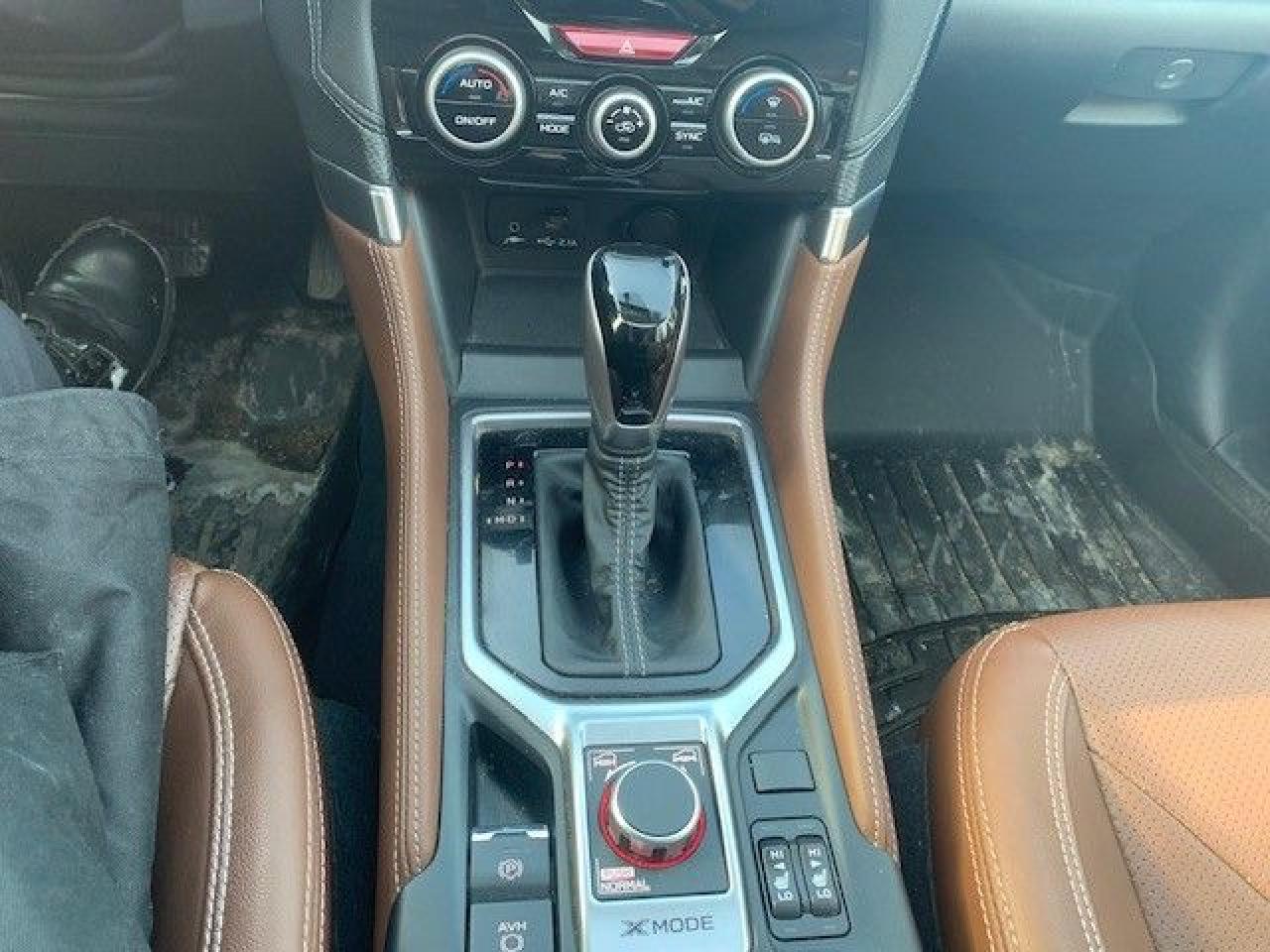 2020 Subaru Forester Premier Photo4