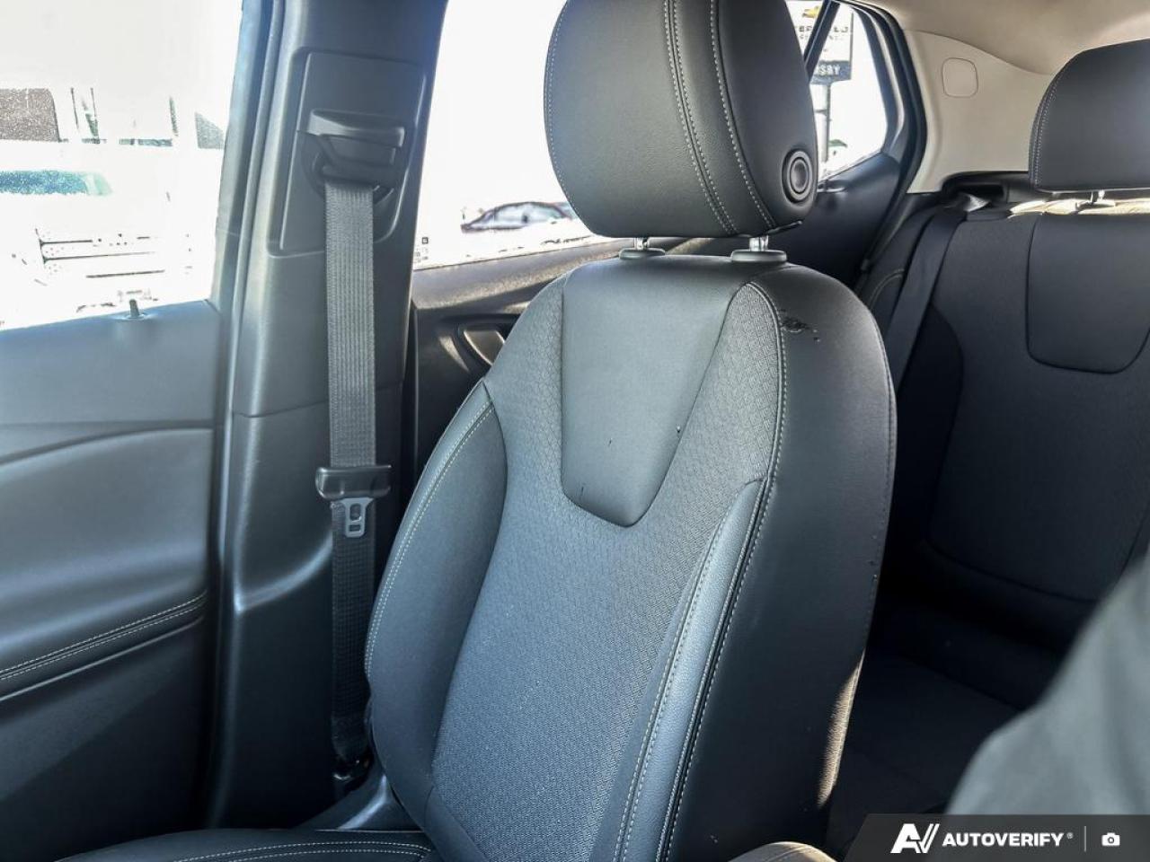 2024 Buick Encore GX Preferred ALL-WHEEL-DRIVE | HEATED SEATS LOW MILEAGE Photo