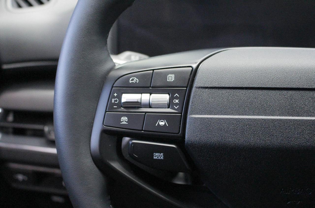 2025 Kia K4 EX HEATED SEATS/HEATED STEERING WHEEL - APPLE CARPLAY AND ANDROID AUTO - CLOTH UPHOLSTERY Photo