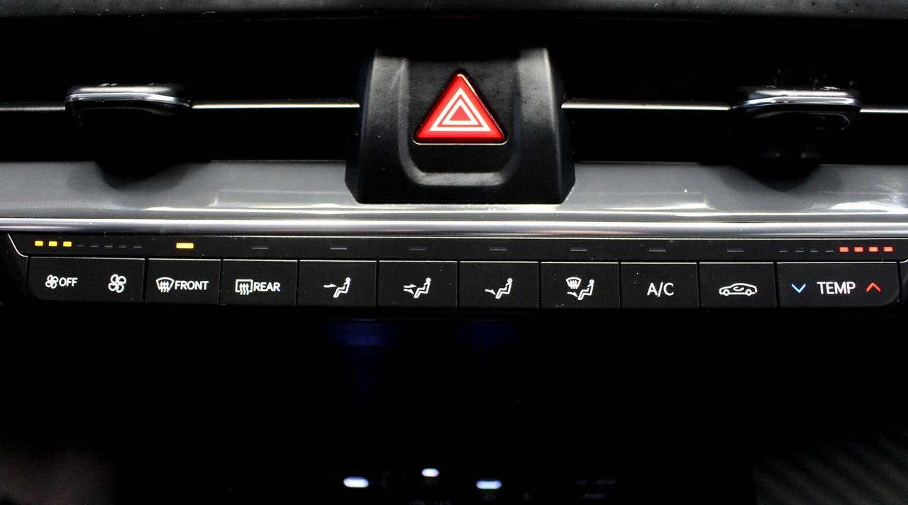 2025 Kia K4 EX HEATED SEATS/HEATED STEERING WHEEL - APPLE CARPLAY AND ANDROID AUTO - CLOTH UPHOLSTERY Photo