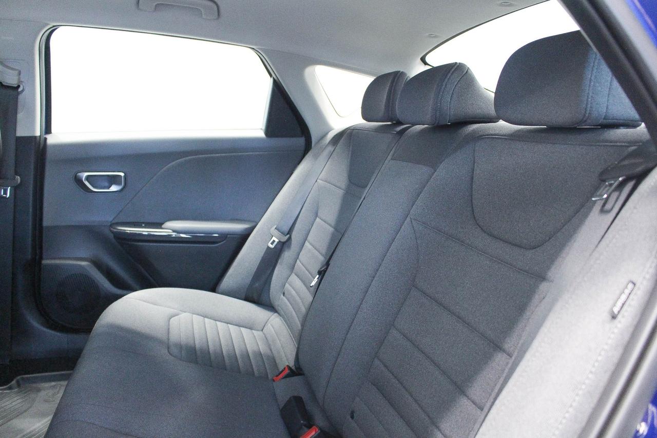 2025 Kia K4 EX HEATED SEATS/HEATED STEERING WHEEL - APPLE CARPLAY AND ANDROID AUTO - CLOTH UPHOLSTERY Photo