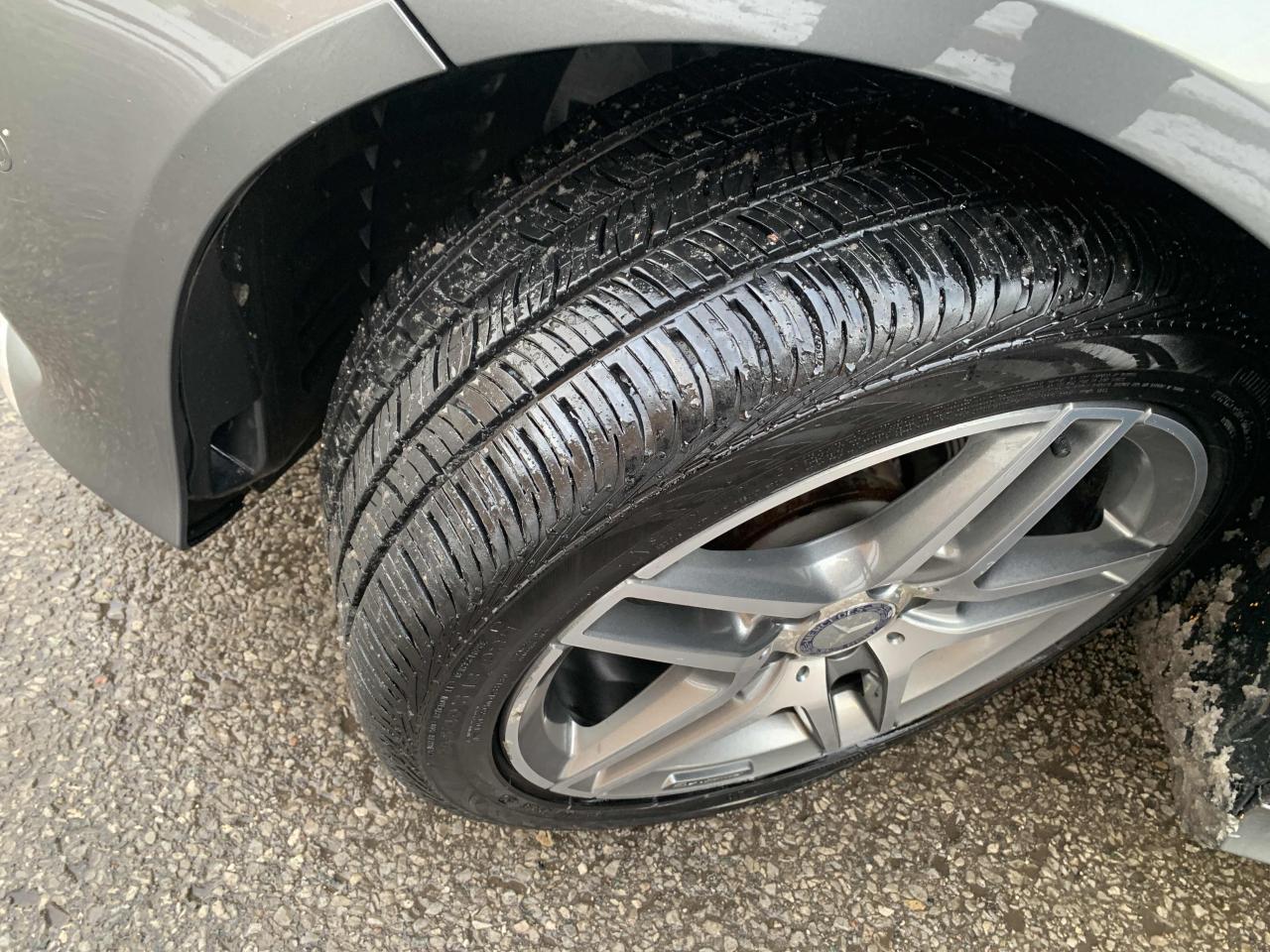 2016 Mercedes-Benz E-Class E 250/ DIESEL /LOW KM/ LOADED / PANO ROOF / MINT/ Photo