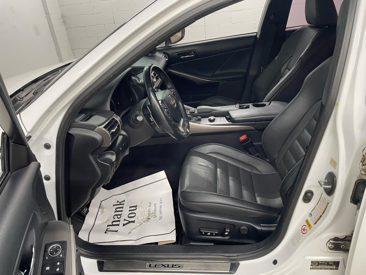 2015 Lexus IS 250 F-SPORT Photo