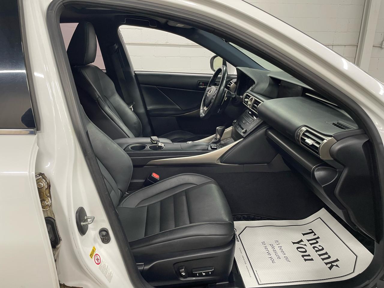 2015 Lexus IS 250 F-SPORT Photo