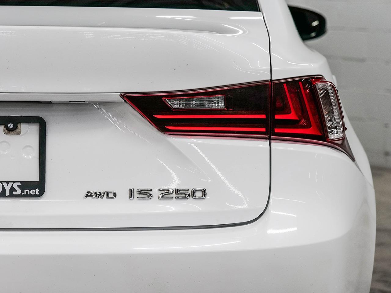 2015 Lexus IS 250 F-SPORT Photo41