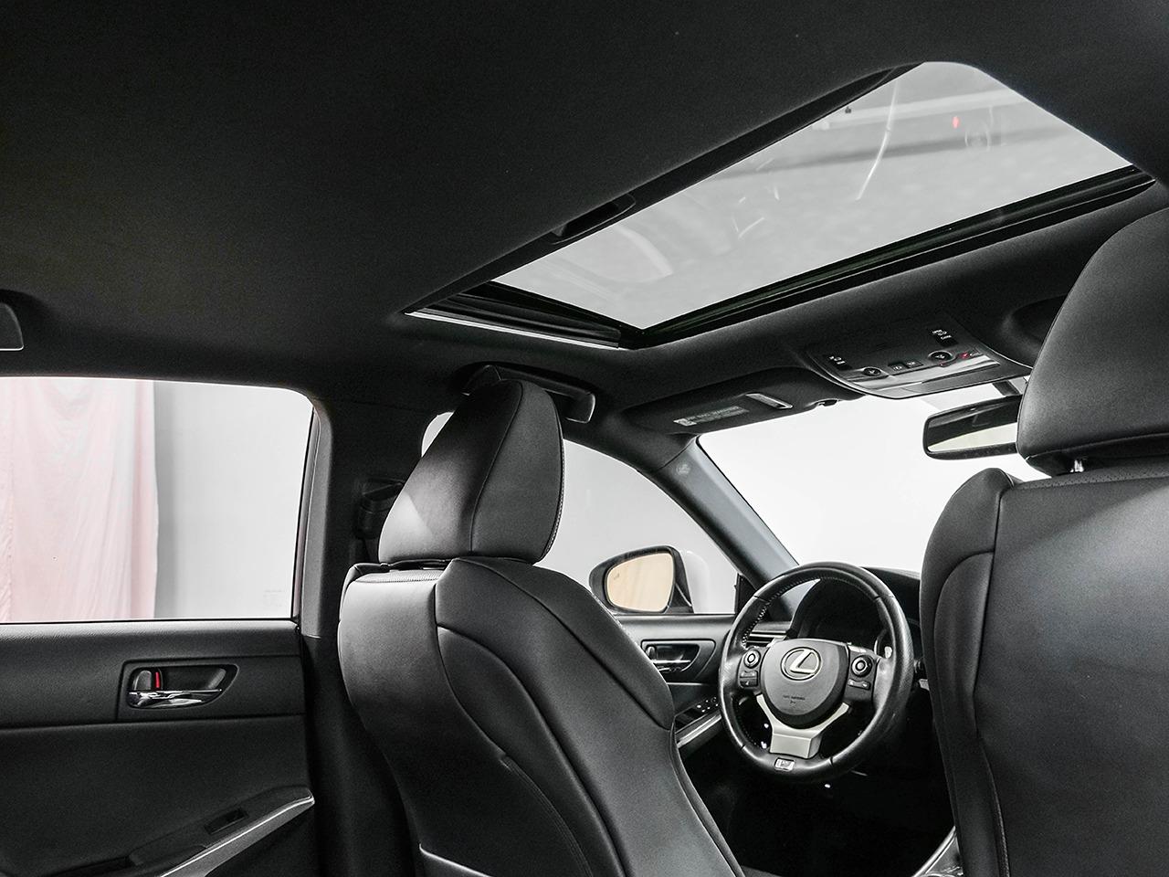 2015 Lexus IS 250 F-SPORT Photo16