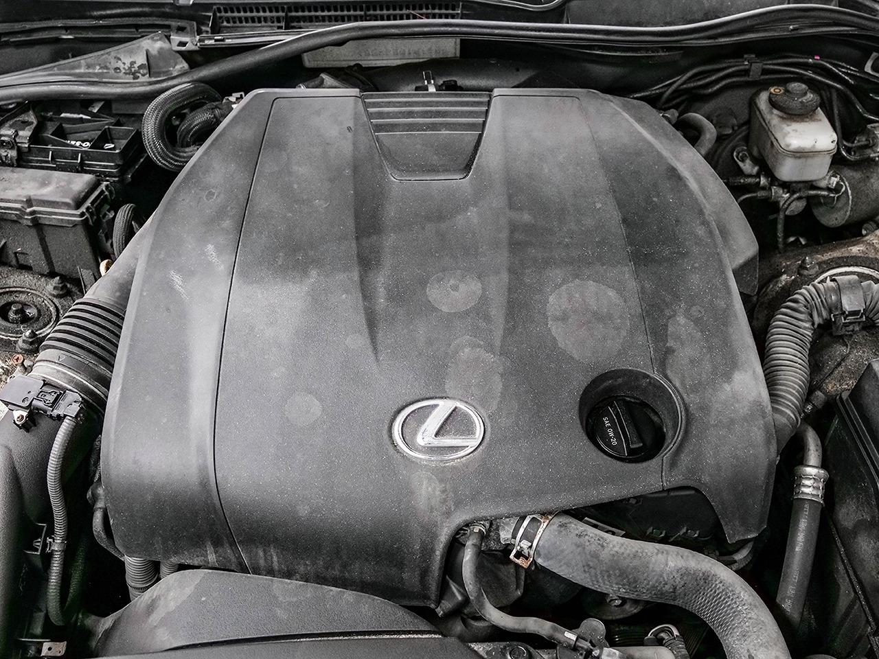 2015 Lexus IS 250 F-SPORT Photo5