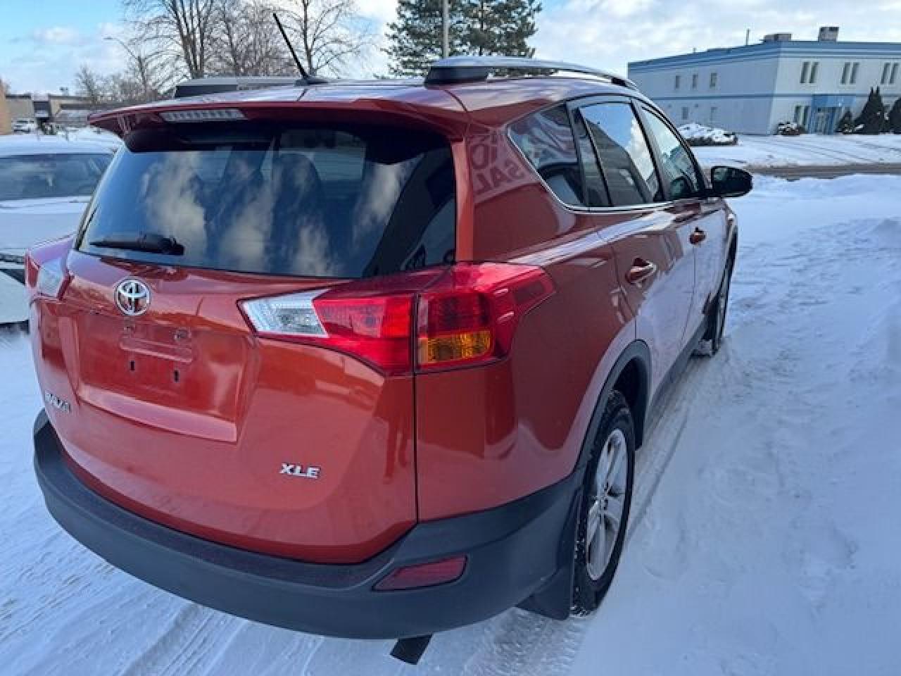 2015 Toyota RAV4 XLE ACCIDENT FREE,1 OWNER Photo