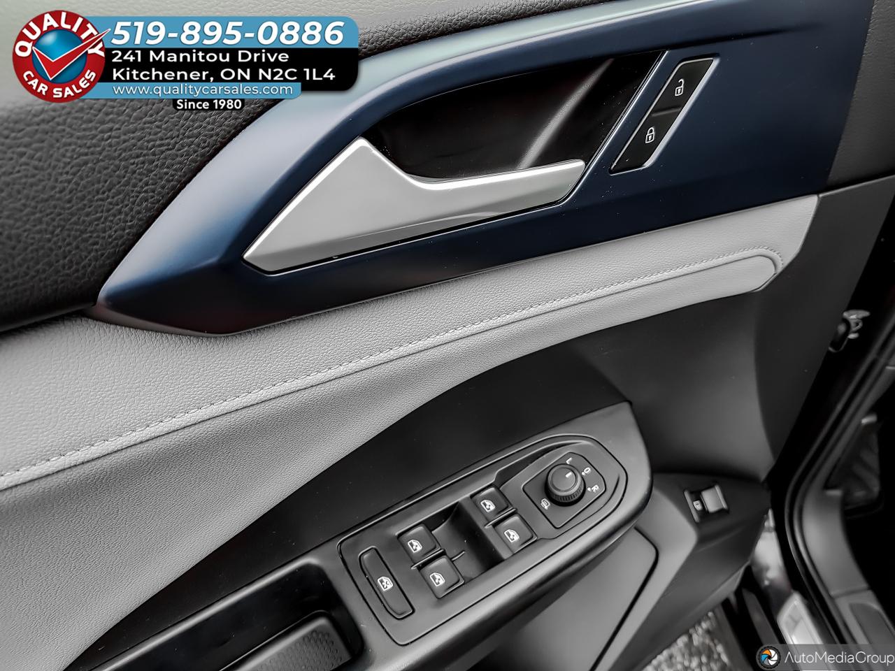 2024 Volkswagen Taos Comfortline *SUNROOF-HEATED SEATS* Photo