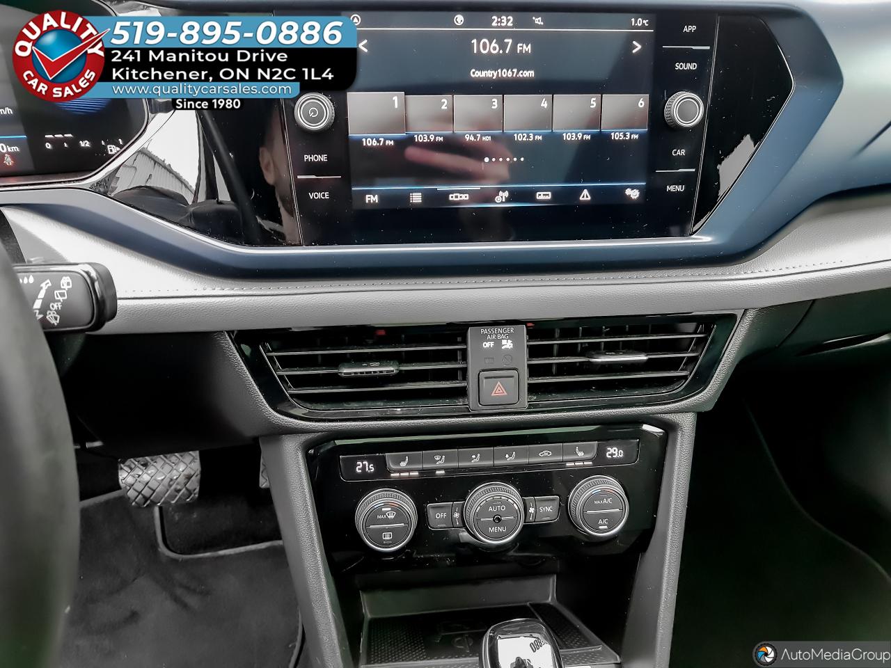 2024 Volkswagen Taos Comfortline *SUNROOF-HEATED SEATS* Photo