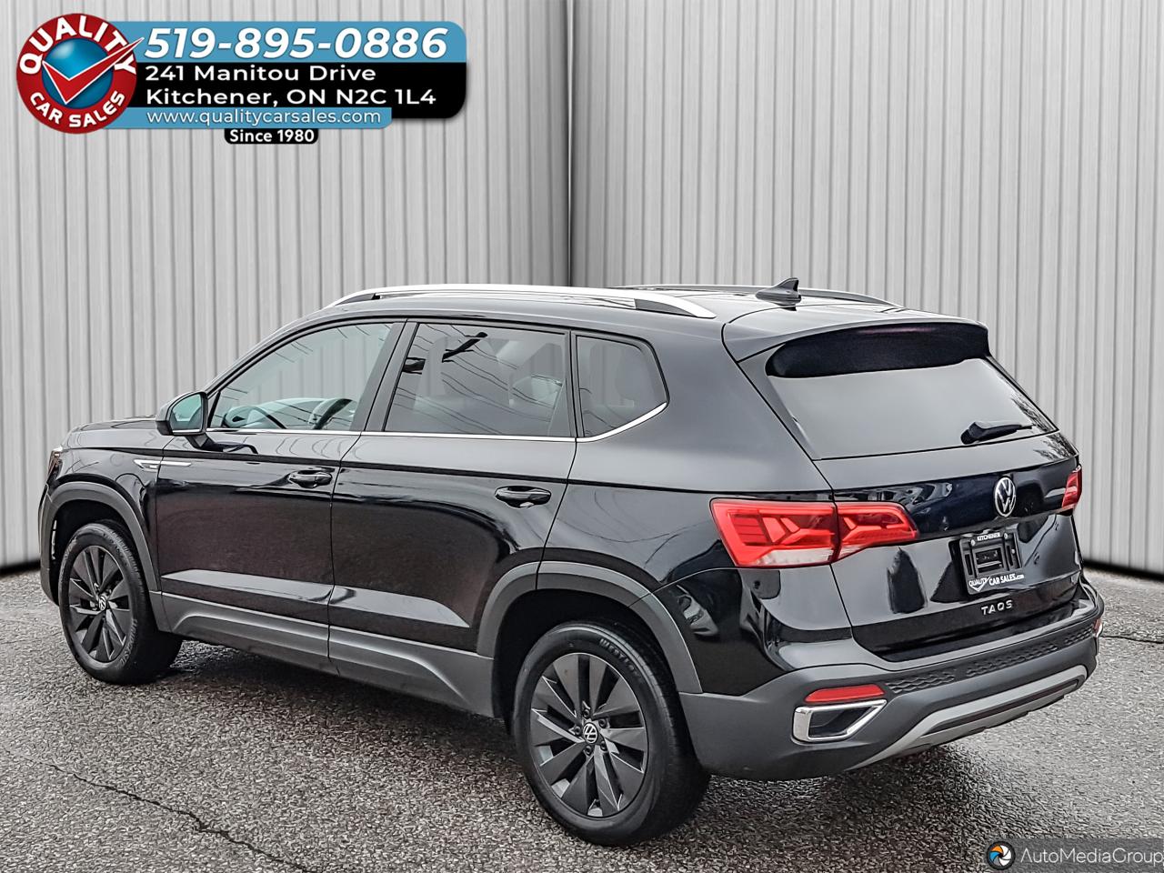 2024 Volkswagen Taos Comfortline *SUNROOF-HEATED SEATS* Photo