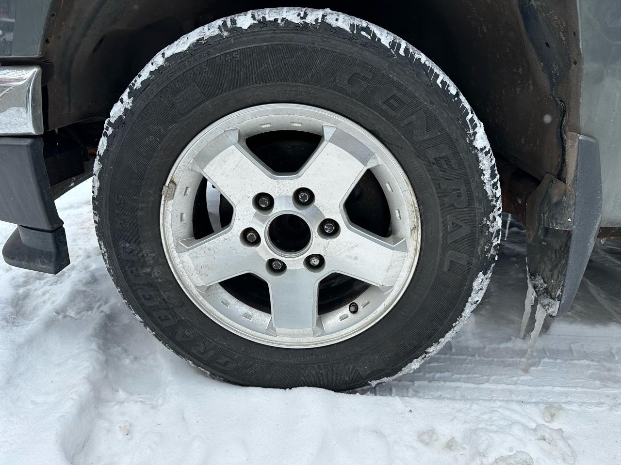 2011 GMC Canyon SLE Photo