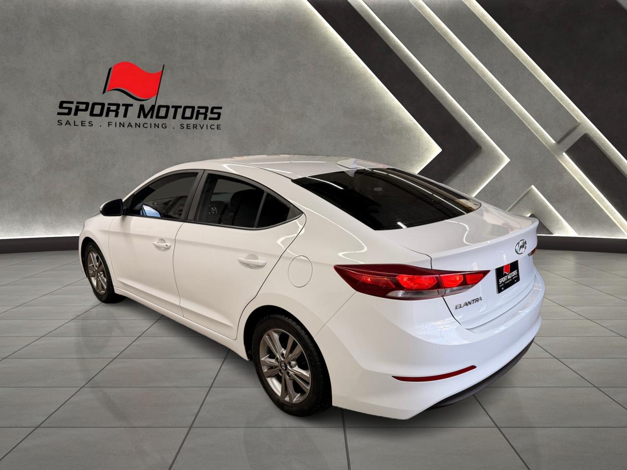 2018 Hyundai Elantra GL+ApplePlay+New Brakes+BSM+CLEAN CARFAX Photo