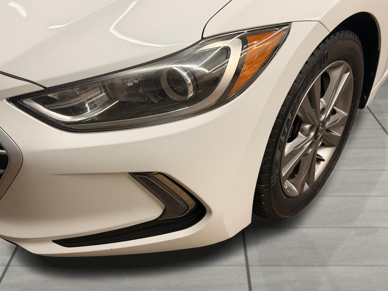 2018 Hyundai Elantra GL+ApplePlay+New Brakes+BSM+CLEAN CARFAX Photo38