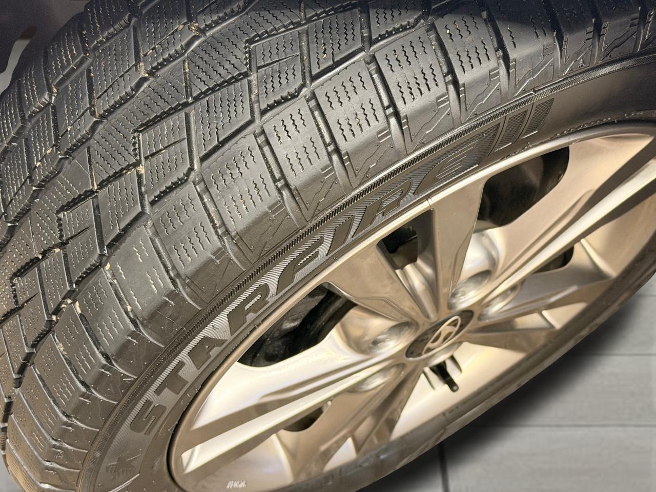 2018 Hyundai Elantra GL+ApplePlay+New Brakes+BSM+CLEAN CARFAX Photo