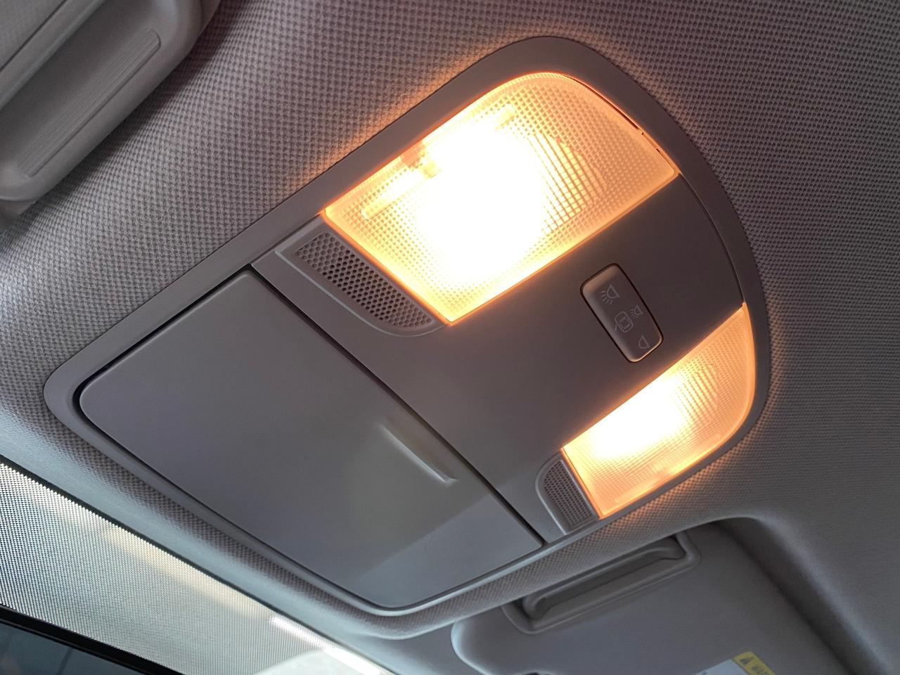 2018 Hyundai Elantra GL+ApplePlay+New Brakes+BSM+CLEAN CARFAX Photo46