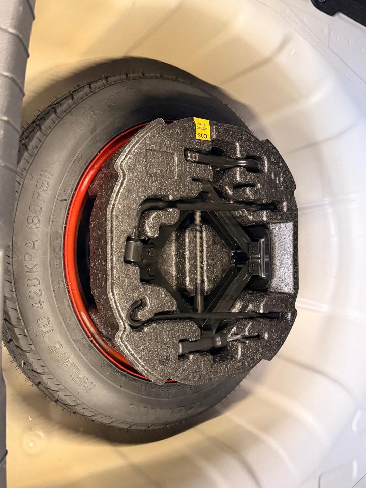 2018 Hyundai Elantra GL+ApplePlay+New Brakes+BSM+CLEAN CARFAX Photo123