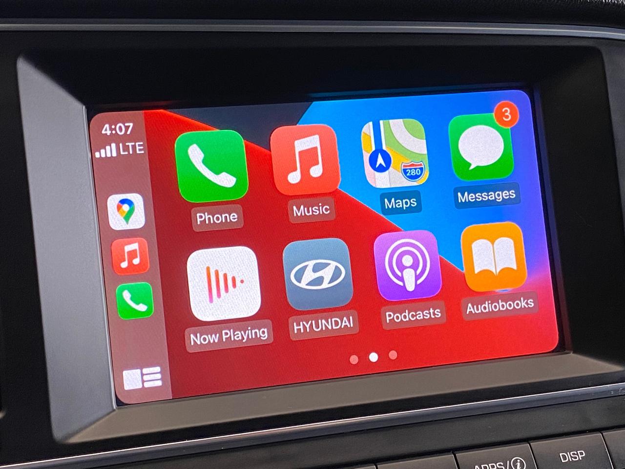 2018 Hyundai Elantra GL+ApplePlay+New Brakes+BSM+CLEAN CARFAX Photo