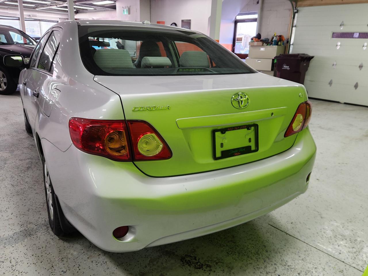 2010 Toyota Corolla CE NO ACCIDENTS SUPER CLEAN SAVE ON FUEL Photo