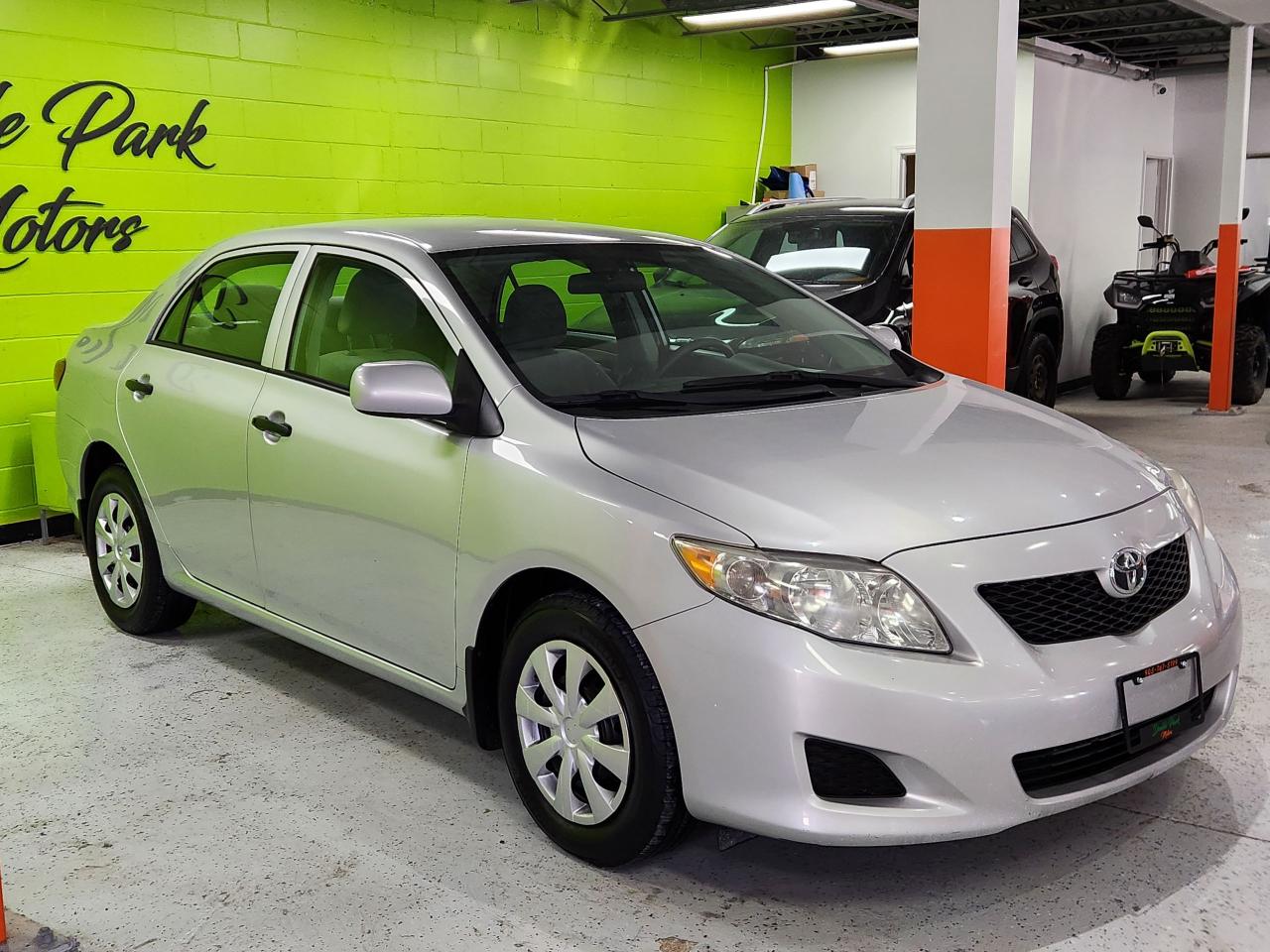 2010 Toyota Corolla CE NO ACCIDENTS SUPER CLEAN SAVE ON FUEL Photo4