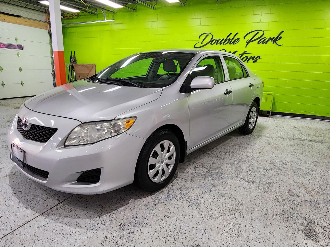 2010 Toyota Corolla CE NO ACCIDENTS SUPER CLEAN SAVE ON FUEL Photo