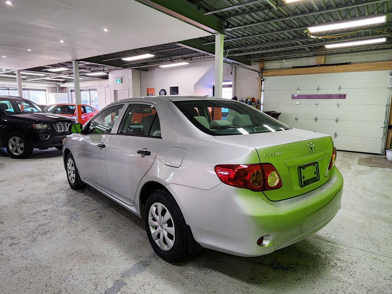 2010 Toyota Corolla CE NO ACCIDENTS SUPER CLEAN SAVE ON FUEL Photo