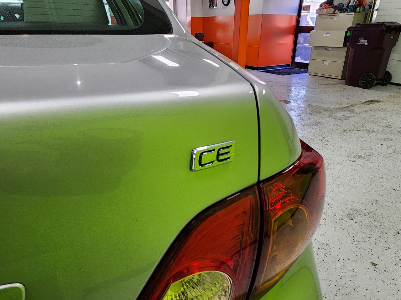 2010 Toyota Corolla CE NO ACCIDENTS SUPER CLEAN SAVE ON FUEL Photo