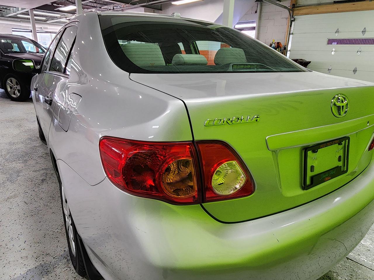 2010 Toyota Corolla CE NO ACCIDENTS SUPER CLEAN SAVE ON FUEL Photo