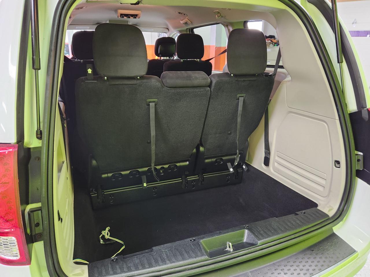 2014 Dodge Grand Caravan Crew H-TED SEATS &WHEEL REAR CAM POWER PEDALS Photo